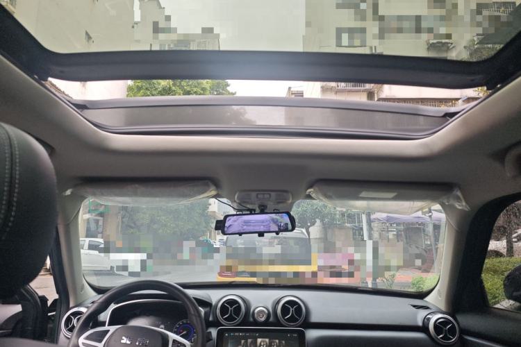 北京越野 北京BJ30 2021款 1.5T 狼小美版中控内饰22