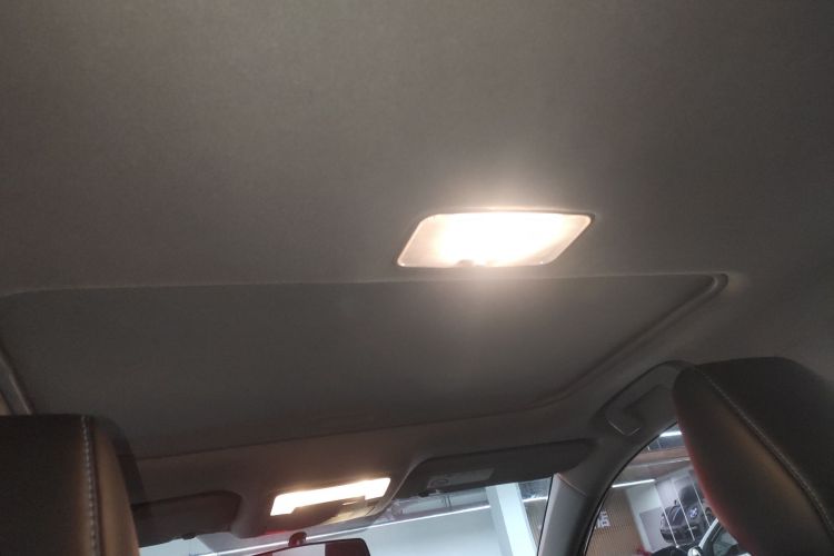 丰田 雷凌 2018款 185T CVT尊贵版 国V局部细节22