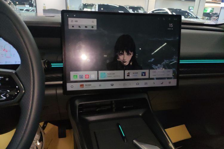 领克07 2024款 EM-P 126长续航 Halo中控内饰16