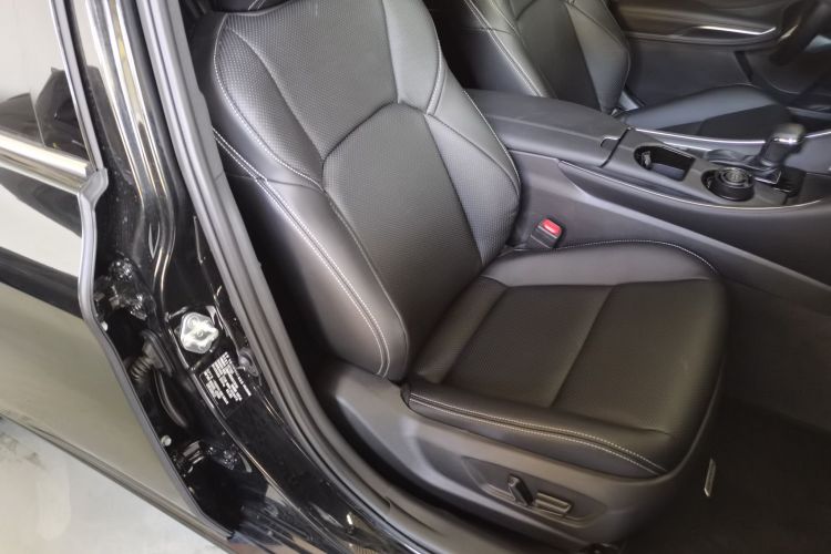 丰田 亚洲龙 2024款 2.0L 进取版局部细节41