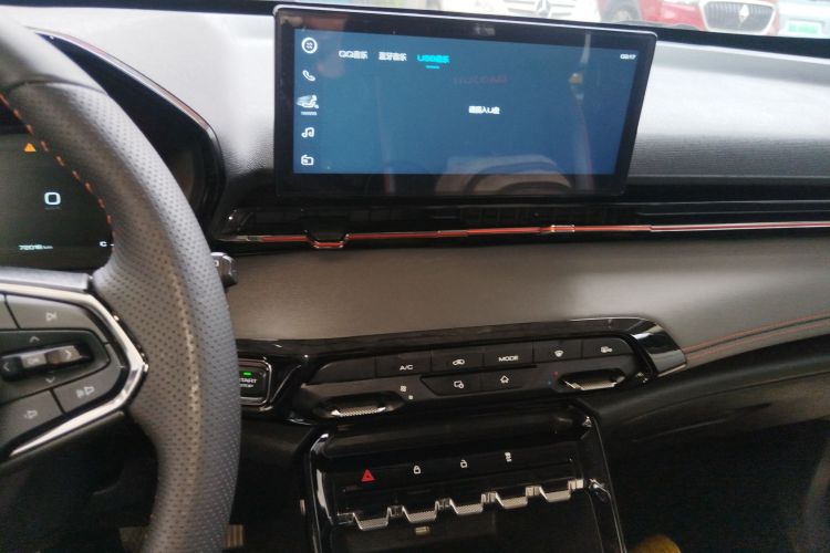 宝骏RS-3 2020款 1.5L 手动智能豪华型中控内饰16