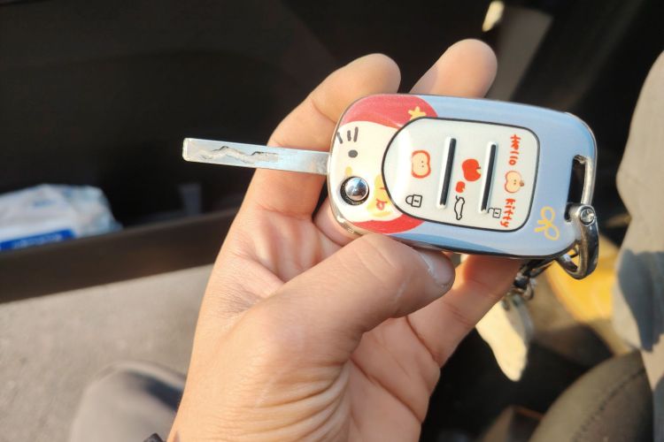 五菱汽车 宏光MINIEV 2024款 第三代 215km 青春版中控内饰11