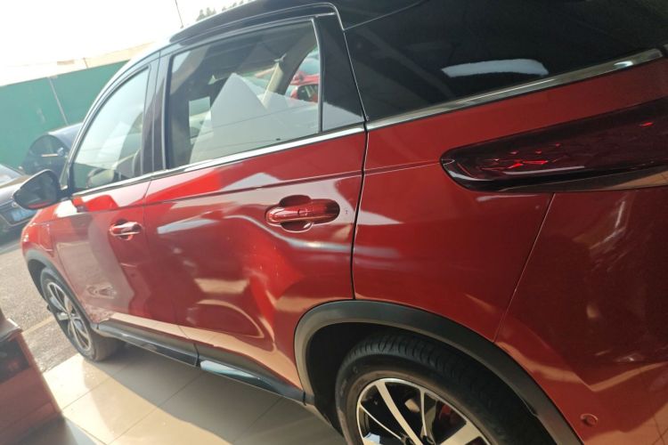 小鹏G3 2019款 尊享版车身外观4