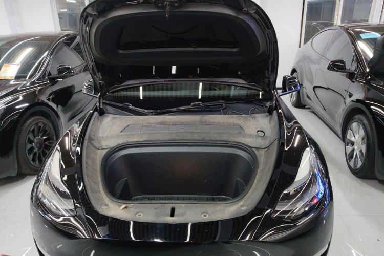 特斯拉 Model Y 2021款 标准续航后驱版机舱底盘24