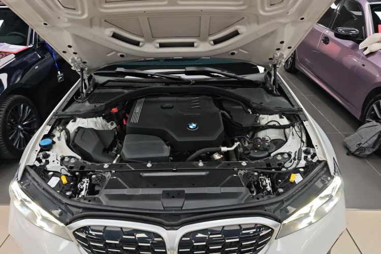 宝马3系 2023款 325Li M运动套装机舱底盘24