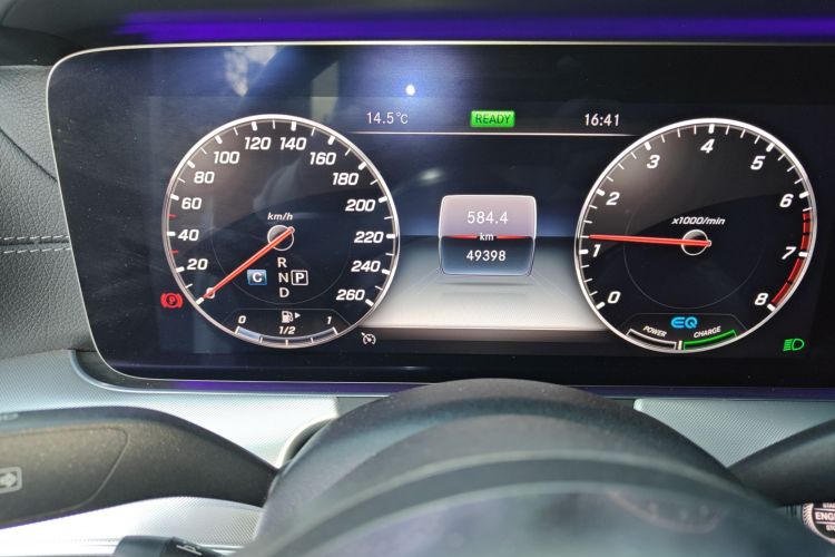 奔驰E级(进口) 2020款 E 260 轿跑车中控内饰15