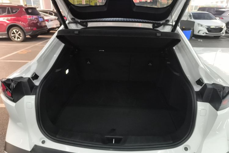 深蓝汽车 深蓝SL03 2023款 515MAX纯电版机舱底盘23