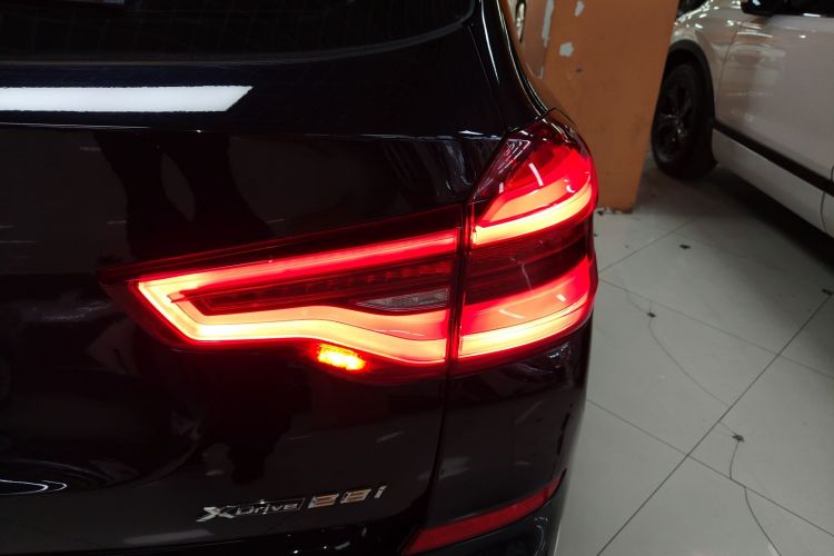 宝马X3 2018款 xDrive28i M运动套装 国VI车身外观6006