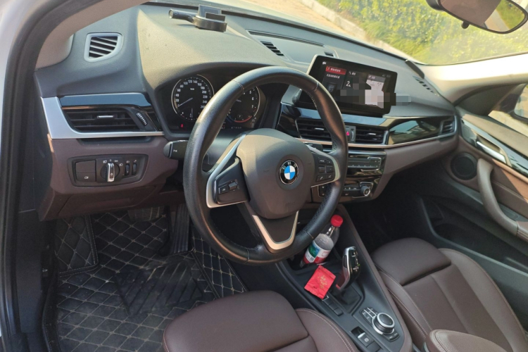 宝马X1 2020款 sDrive25Li 领先型局部细节13