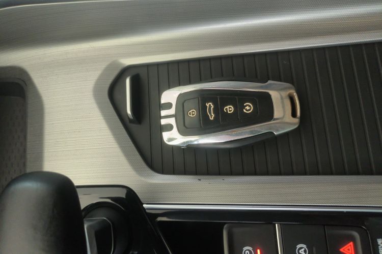 吉利汽车 星瑞 2021款 改款 2.0TD 尊贵型中控内饰7001