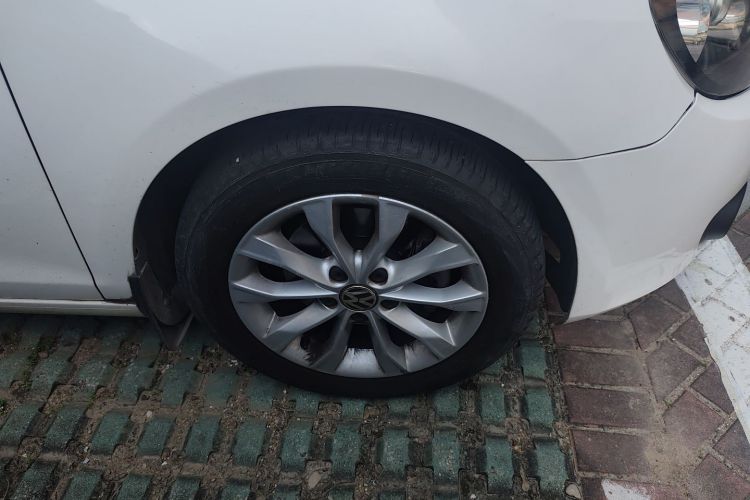 大众 高尔夫 2012款 1.4TSI 手动舒适型车身外观6007