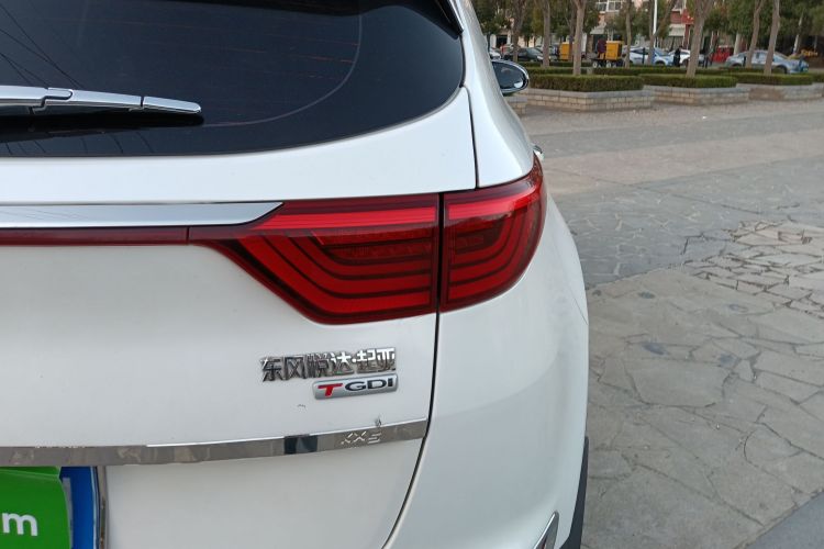 起亚KX5 2016款 1.6T 自动两驱DLX车身外观9