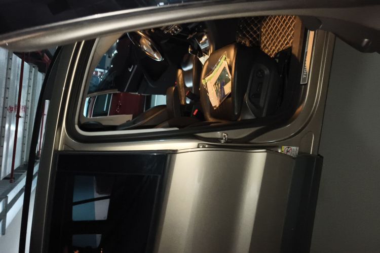 大众 途观 2015款 1.8TSI 自动两驱舒适版局部细节9005