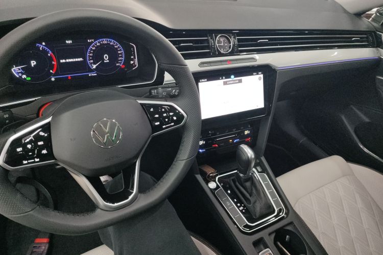 大众 迈腾 2023款 200万辆纪念版 330TSI DSG豪华型中控内饰12