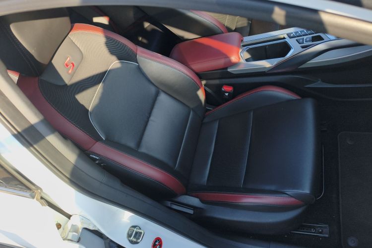 吉利汽车 缤越 2019款 运动款 260T DCT Battle 48V轻混版 国VI局部细节41