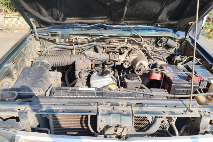 猎豹汽车 猎豹6481 2009款 2.2L 手动两驱局部细节24