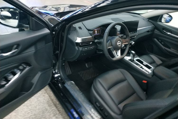 日产 天籁 2024款 2.0L XE 真心版中控内饰20