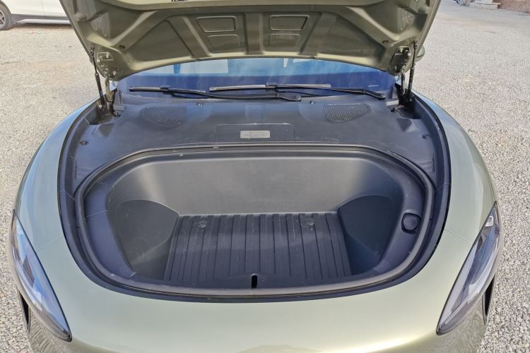 小米汽车 小米SU7 2024款 后驱标准创始版机舱底盘24