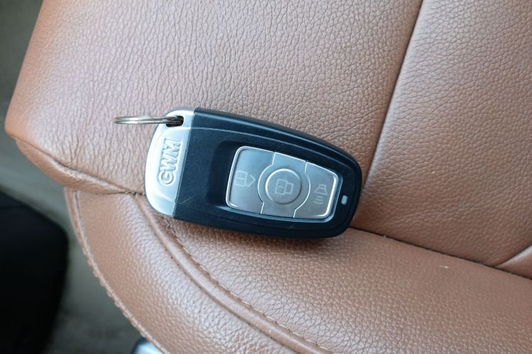 哈弗H6 2014款 运动版 1.5T 手动两驱精英型中控内饰11