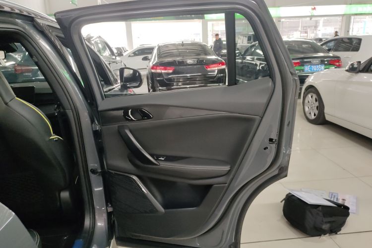 领克06 2023款 Remix 1.5T 劲Halo中控内饰7003