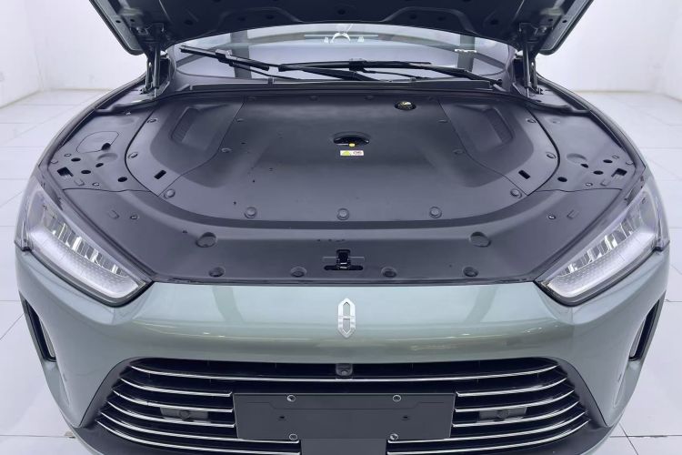 鸿蒙智行 问界M5 2022款 增程后驱标准版局部细节24