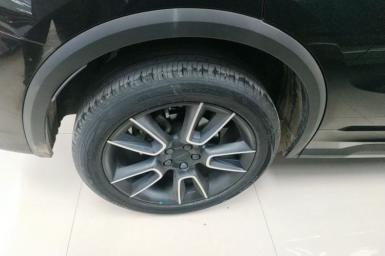 领克01 2021款 2.0TD 两驱型Pro车身外观6008