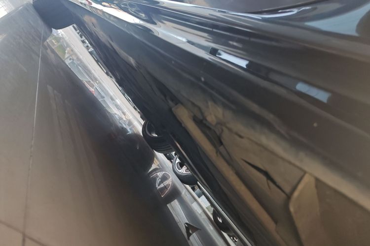 宝马2系(进口) 2021款 225i 四门轿跑车 M运动曜夜套装局部细节9002