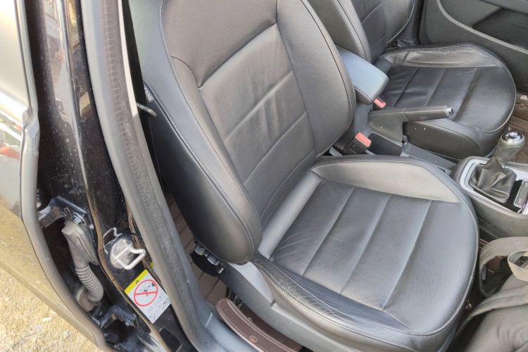 大众 朗逸 2013款 改款经典 1.6L 手动舒适版局部细节41