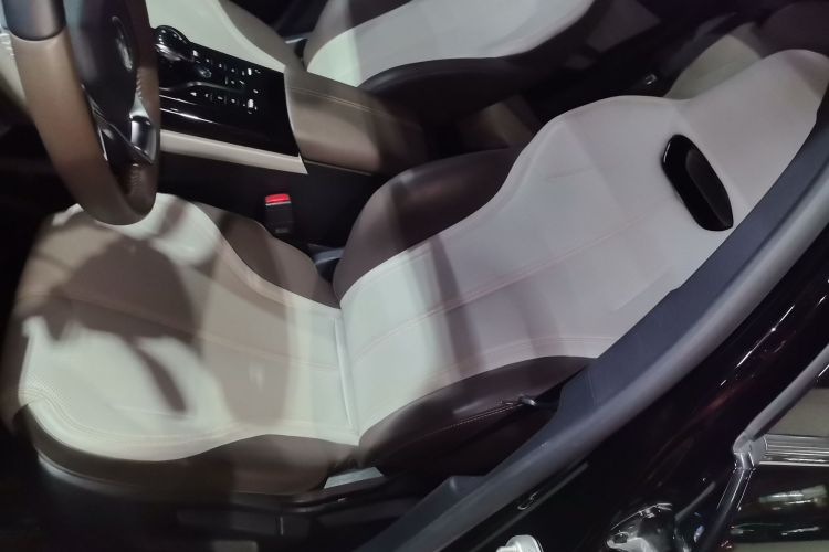 比亚迪 秦PLUS 2023款 冠军版 DM-i 55KM领先型局部细节19