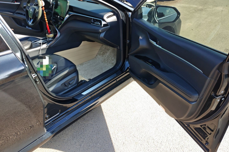 丰田 凯美瑞 2021款 2.5G 豪华版局部细节9005