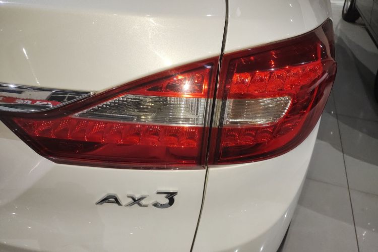 东风风神AX3 2016款 1.5L 自动尊酷型车身外观9