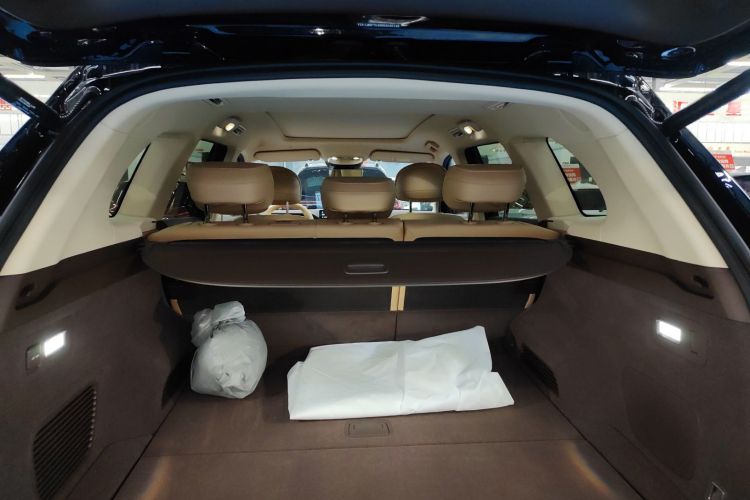 鸿蒙智行 问界M7 2024款 1.5T 智驾后驱Pro版 5座机舱底盘23