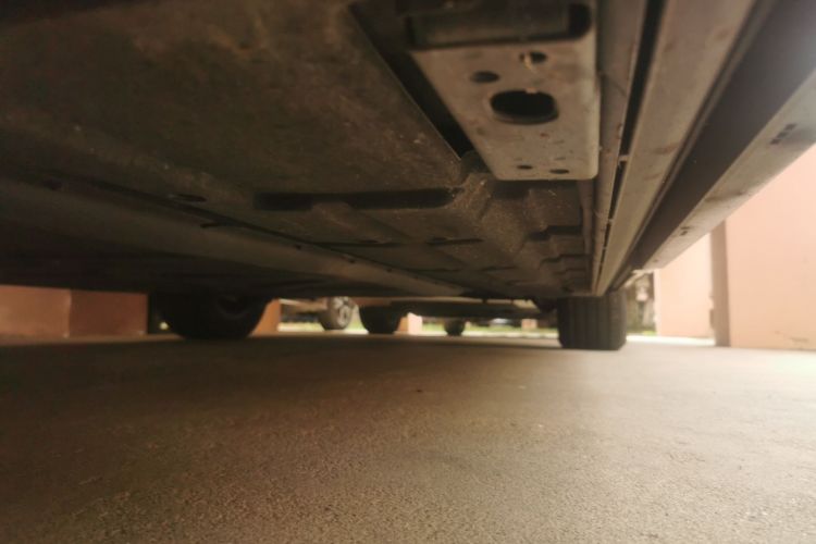 腾势D9 2022款 DM-i 970 四驱尊荣型局部细节9004