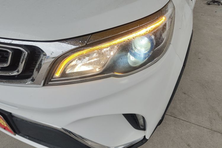 吉利汽车 远景X3 2017款 1.5L 手动精英型局部细节36