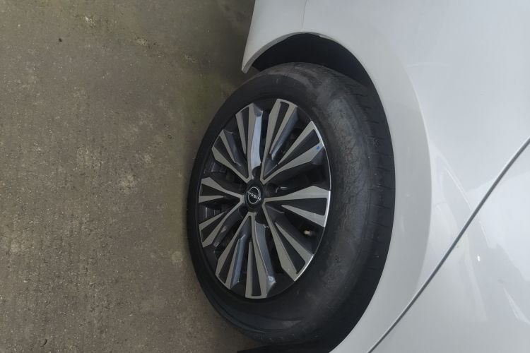 日产 天籁 2022款 2.0L XL-TLS 悦享版车身外观6008