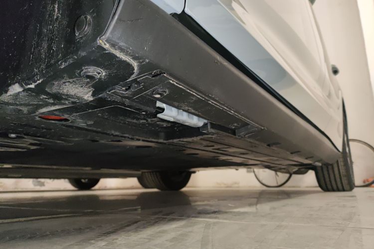 比亚迪 秦L 2024款 DM-i 120KM超越型局部细节9002