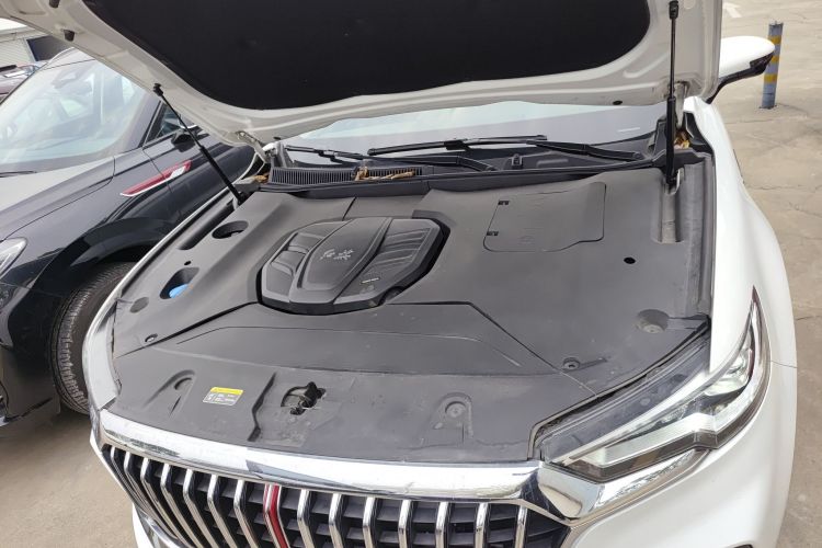 红旗HS5 2019款 2.0T 智联旗享四驱版局部细节24