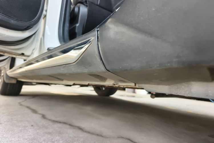 东风风行 风行SX6 2021款 1.6L 手动环球纪念版局部细节9002