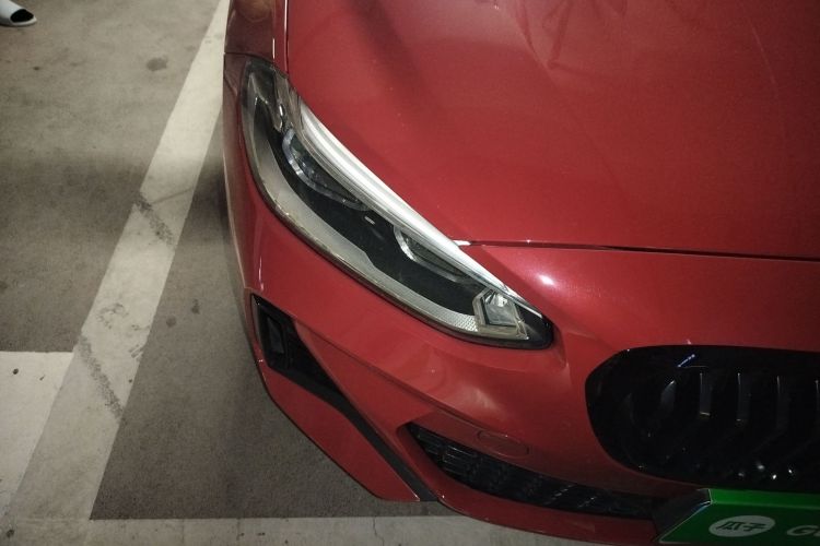 宝马1系 2021款 120i M运动曜夜版车身外观8