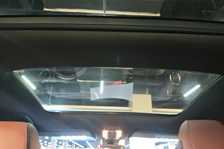 奔驰GLB 2022款 改款二 GLB 200 动感型中控内饰22