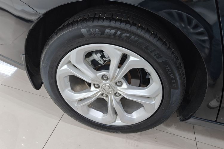 本田 雅阁 2024款 260TURBO 豪华版车身外观6008