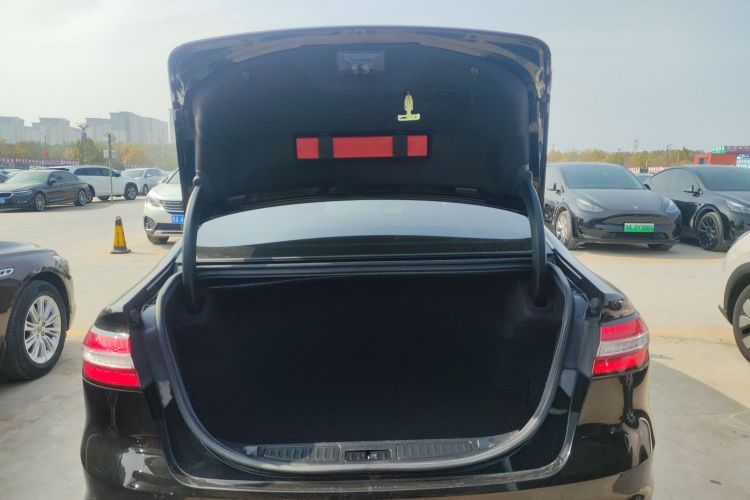 福特 金牛座 2019款 EcoBoost 245 尊享版机舱底盘23