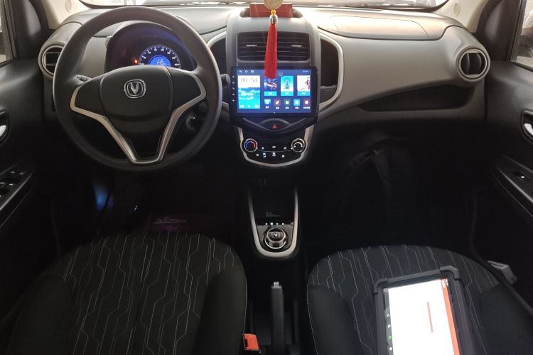 长安欧尚 奔奔E-Star 2021款 国民版 心悦版（快充版）磷酸铁锂（31.95kWh）中控内饰12