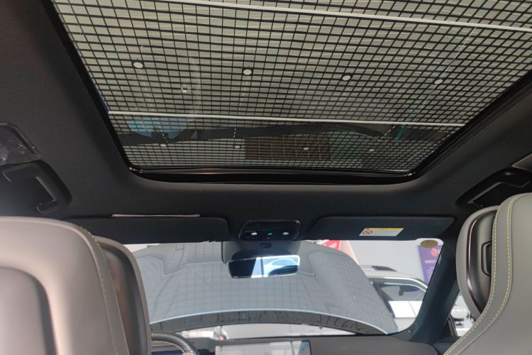 领克08 EM-P 2025款 245km 超长续航Halo局部细节22