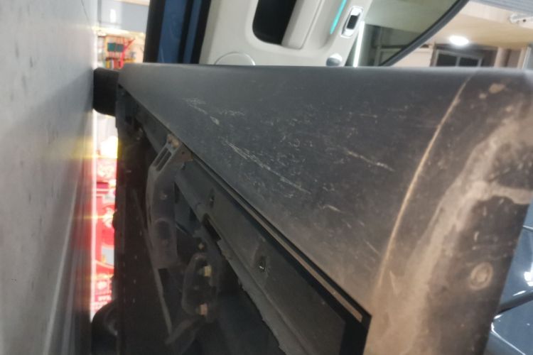 理想汽车 理想L9 2022款 Max局部细节9002