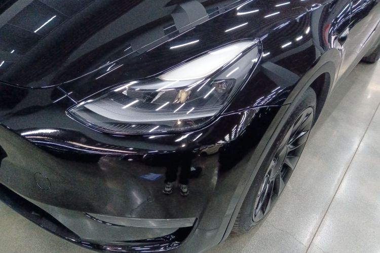 特斯拉 Model Y 2021款 标准续航后驱版局部细节36