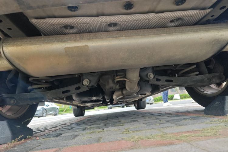 雪佛兰 探界者 2018款 550T 自动四驱捍界版局部细节9009