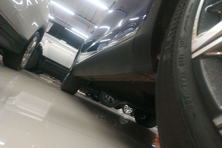 红旗HS5 2022款 2.0T 智联旗享四驱版局部细节9001