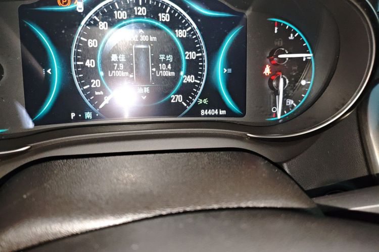 别克 君越 2014款 2.0T SIDI 智享旗舰型中控内饰15