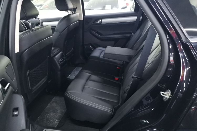 比亚迪 唐 2018款 2.0T 自动智联尊荣型 7座 国V中控内饰7004